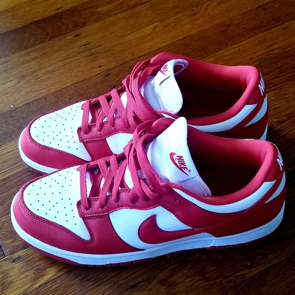Men'sdunk Low Retro Sp St.Johns Nike Size 10.5 Red & White